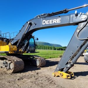 John Deere 470G - 7 Hydraulic Excavator | Spectrum Equipment