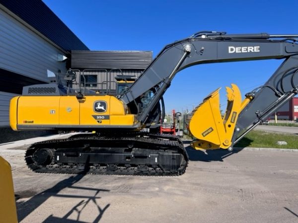 John Deere 350P Hydraulic Excavator | Spectrum Equipment