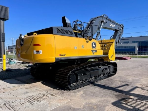 John Deere 350P Hydraulic Excavator - Image 3