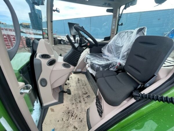 Fendt 514 Vario AG Tractor - Image 6