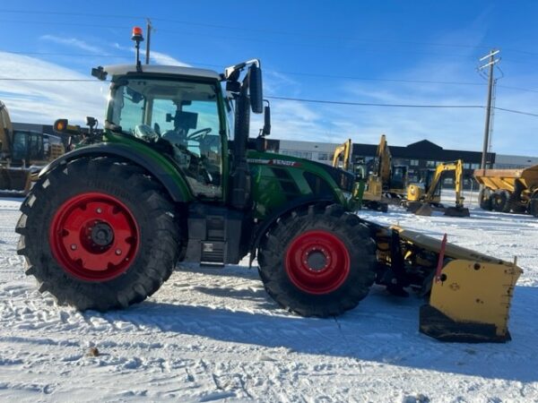 Fendt 514 Vario AG Tractor - Image 3