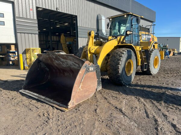 Caterpillar 966M Wheel Loader - Image 6